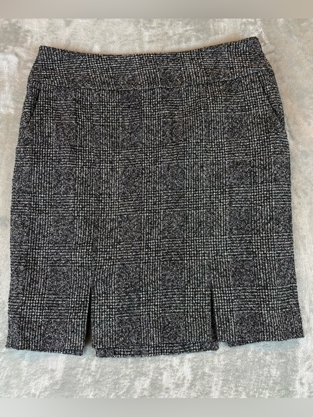 JONES NEW YORK Wool Blend Black Tweed High Waist Knee Length Skirt 12